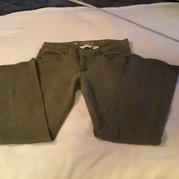 Nevada khaki low rise boot cut jeans (34x33) - Picture 5 of 6